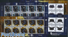 WWF, bats 4 m/ss (=10 sets)