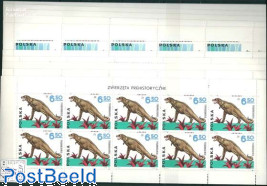 Prehistoric animals 10 m/ss