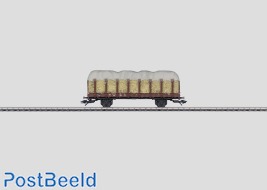 DB Stake car with a load of Straw and a Loading Gauge
