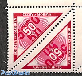 Postage due, tete beche pair