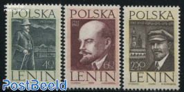 Lenin arrival 3v