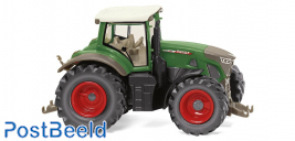 Product details Cab Fendt green with white roof, interior, dashboard, and steering wheel cream-beige