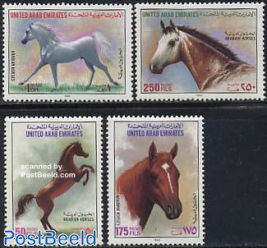 Arab horses 4v