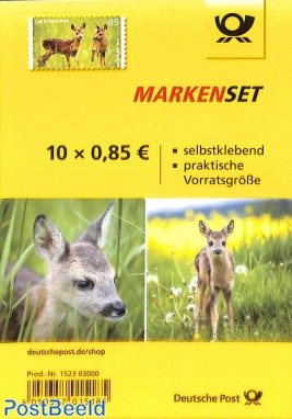 Young deer, foil booklet
