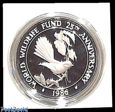 10$, WWF, bird