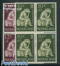 Refugess 2v, blocks of 4 [+]