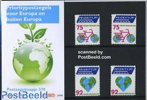 Priority stamps presentation pack 370