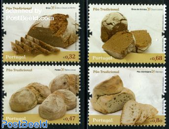 Traditional bread 4v