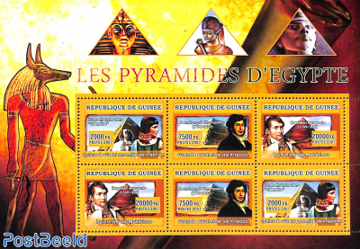 Pyramides m/s