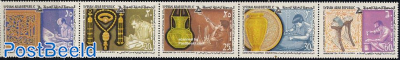 International fair 5v [::::]