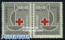Red Cross 2v [:]