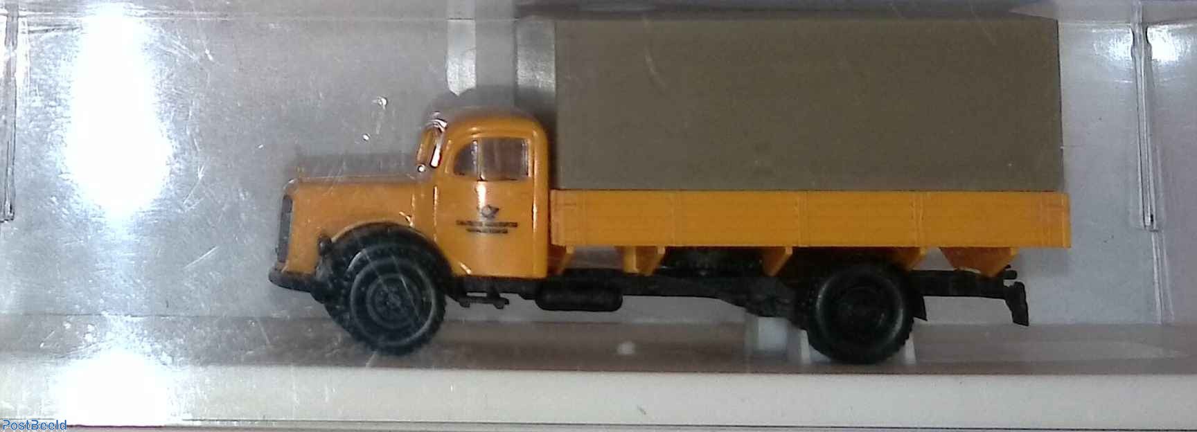 Mercedes-Benz L311 Flatbed Truck